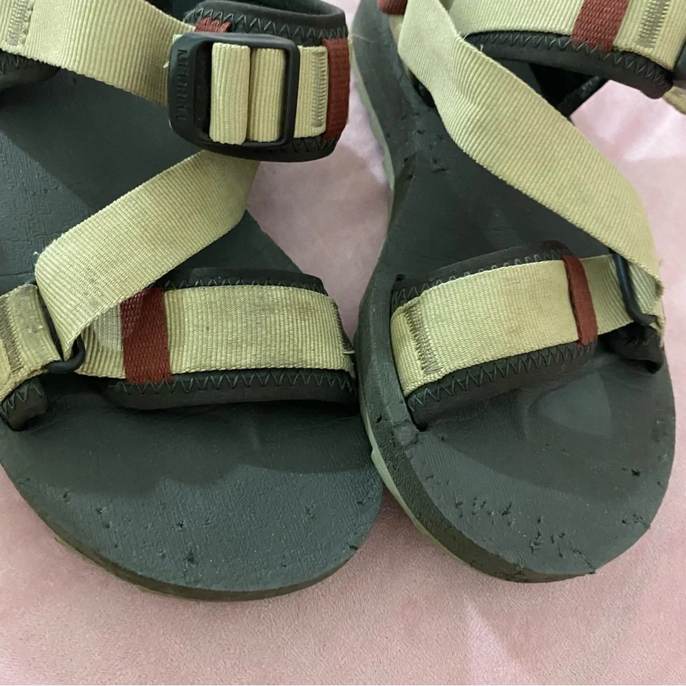 Merrel Men’s Alpine Strap Sandals Size 7 Athletic River Water Hiking with Flaws